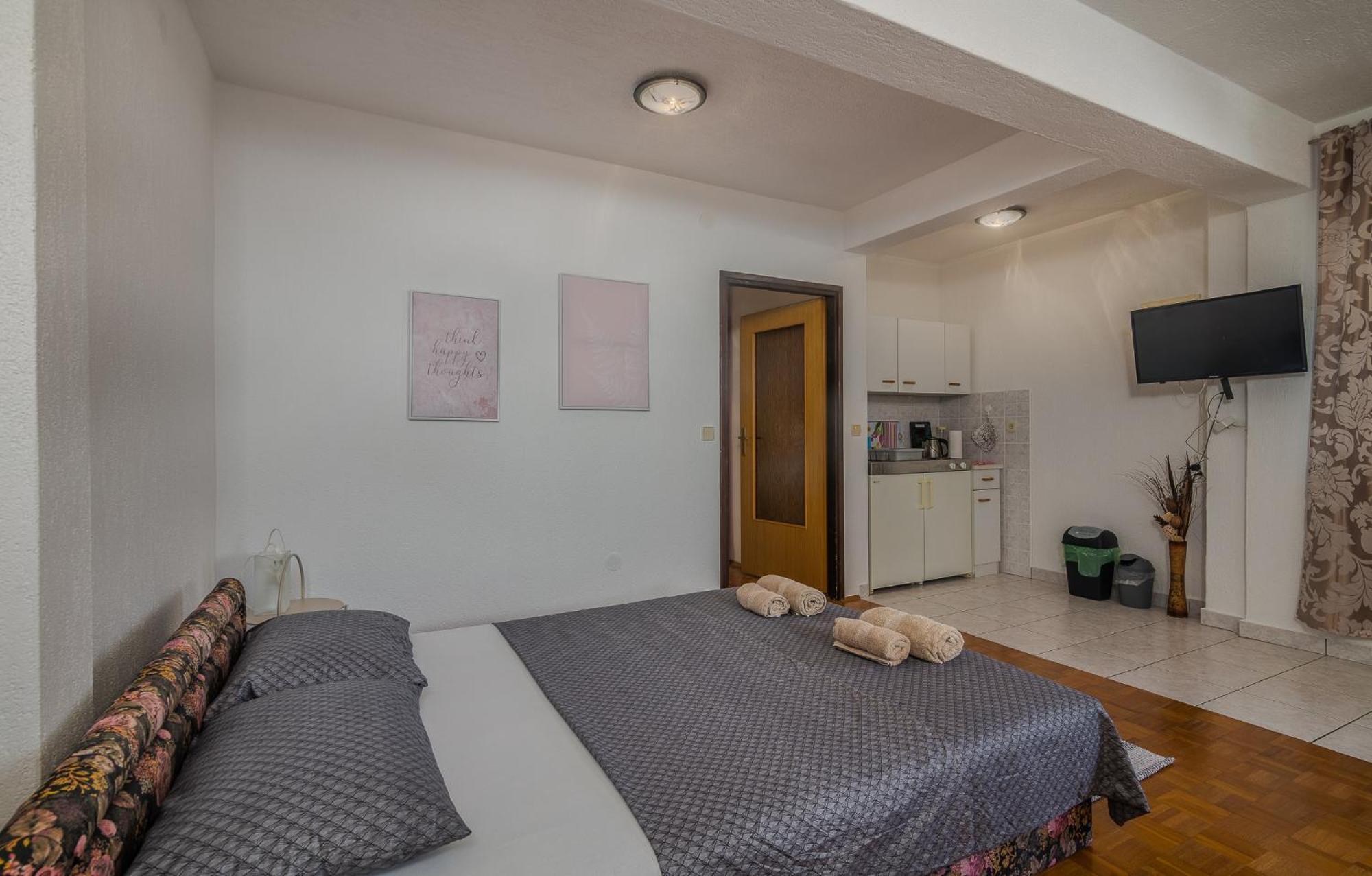 Apartments Bahar Krk Krk Town Εξωτερικό φωτογραφία