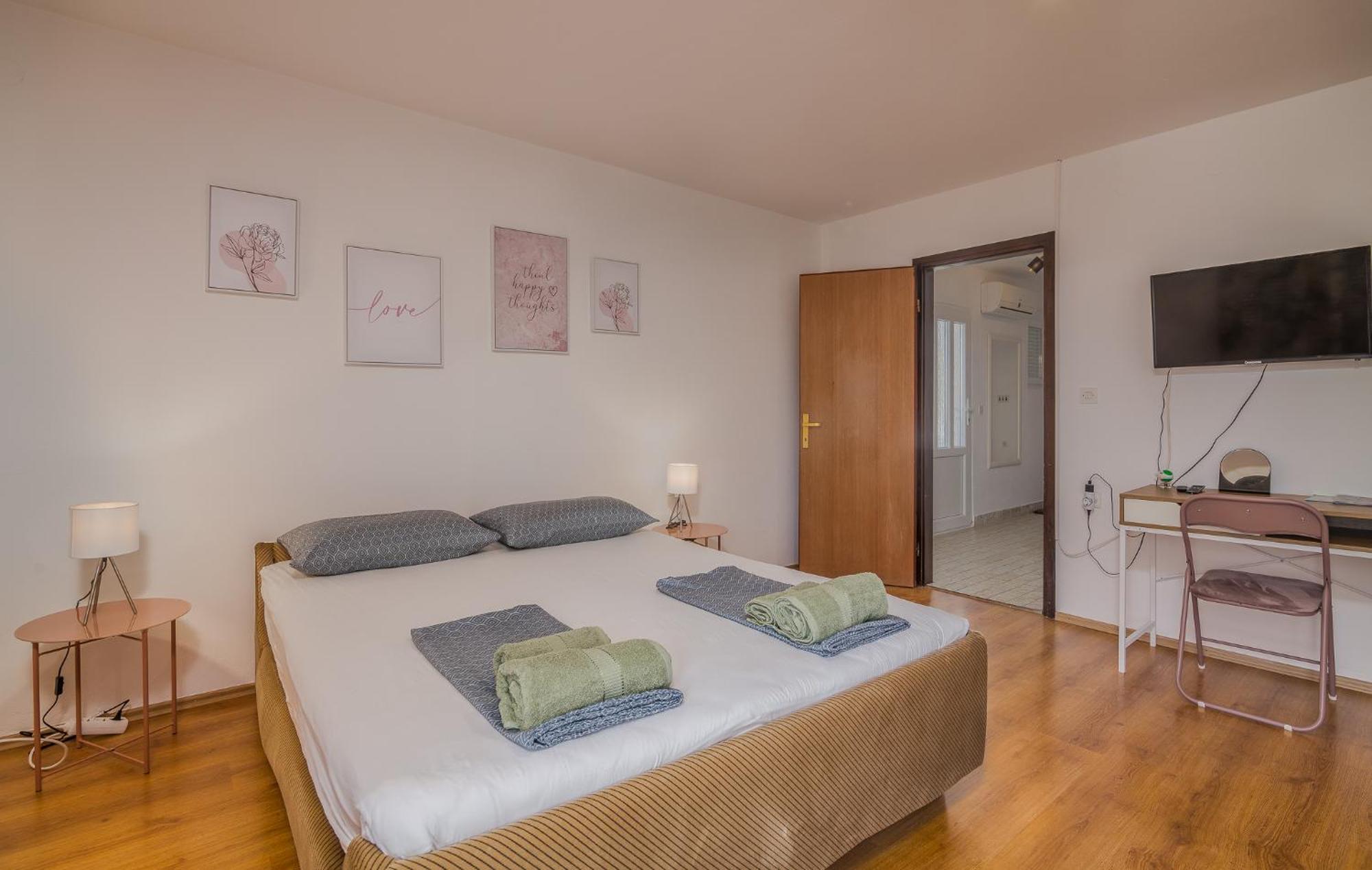 Apartments Bahar Krk Krk Town Εξωτερικό φωτογραφία
